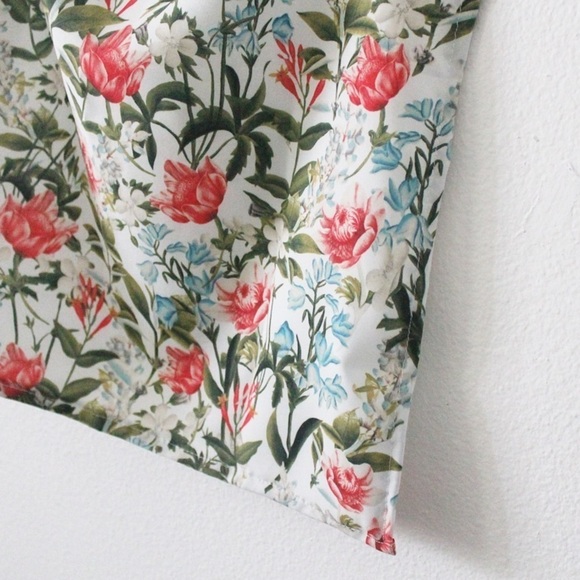 NWT Handmade Floral 18” x 18” Hair Scarf main image 8